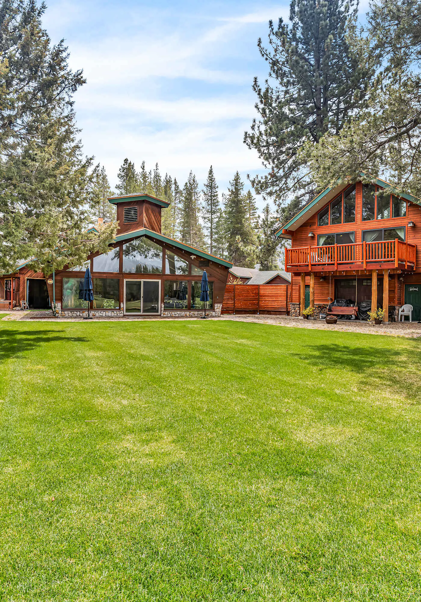 Large Luxury Estate Home on Golf Course with Private Indoor Heated Pool, Spa, Sauna
