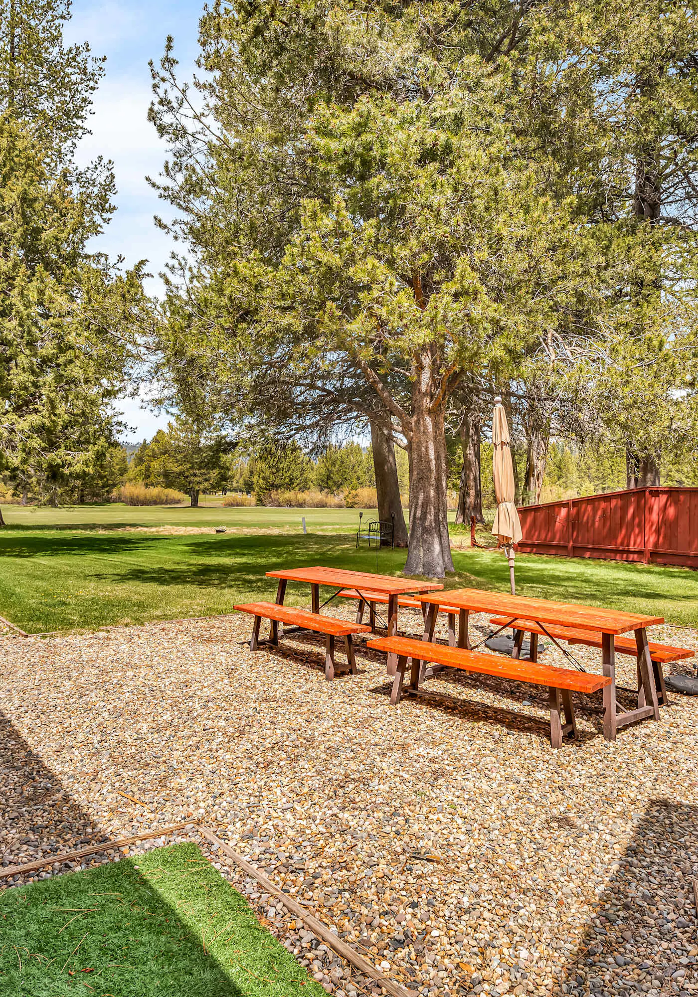 Large Luxury Estate Home on Golf Course with Private Indoor Heated Pool, Spa, Sauna