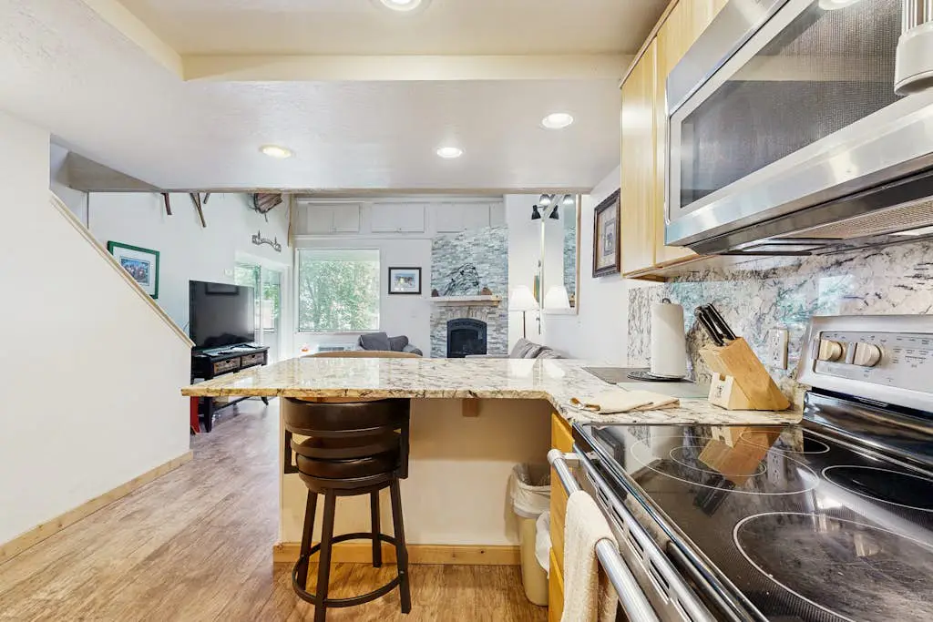 Lakeland Village #315