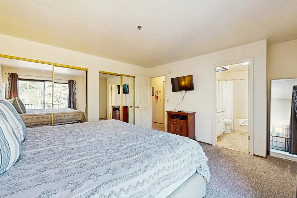 South Star Pines Retreat