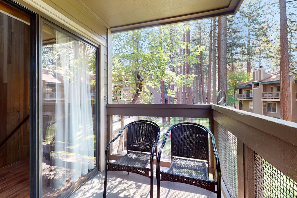 Your dream mountain getaway awaits at this Lakeland Village townhome