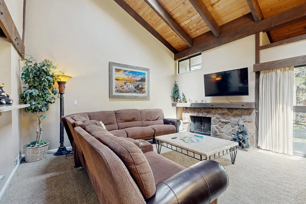 Resort townhome with private beach access & lakefront pool
