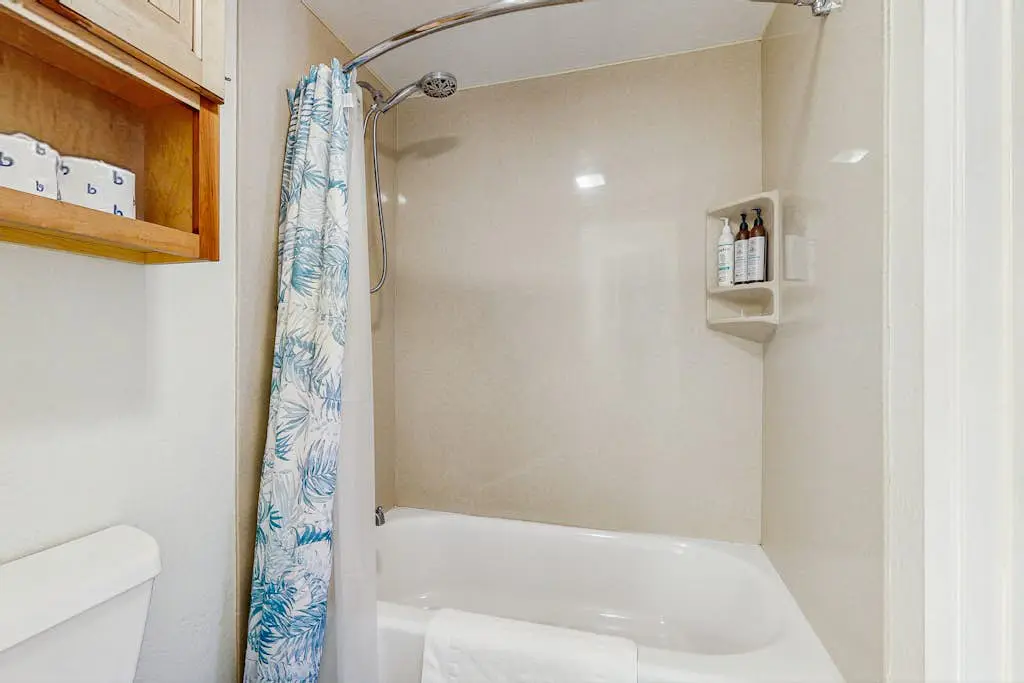 Two bedroom Townhome w  loft, private beach, pools, hot tub, sauna, resort fun!