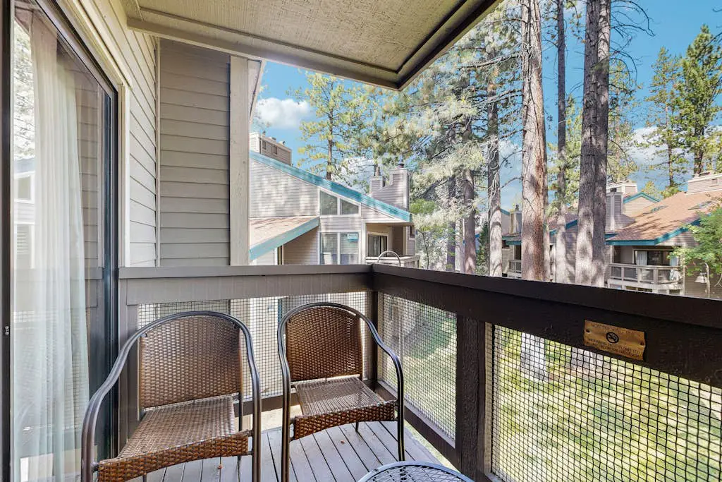 Two bedroom Townhome w  loft, private beach, pools, hot tub, sauna, resort fun!