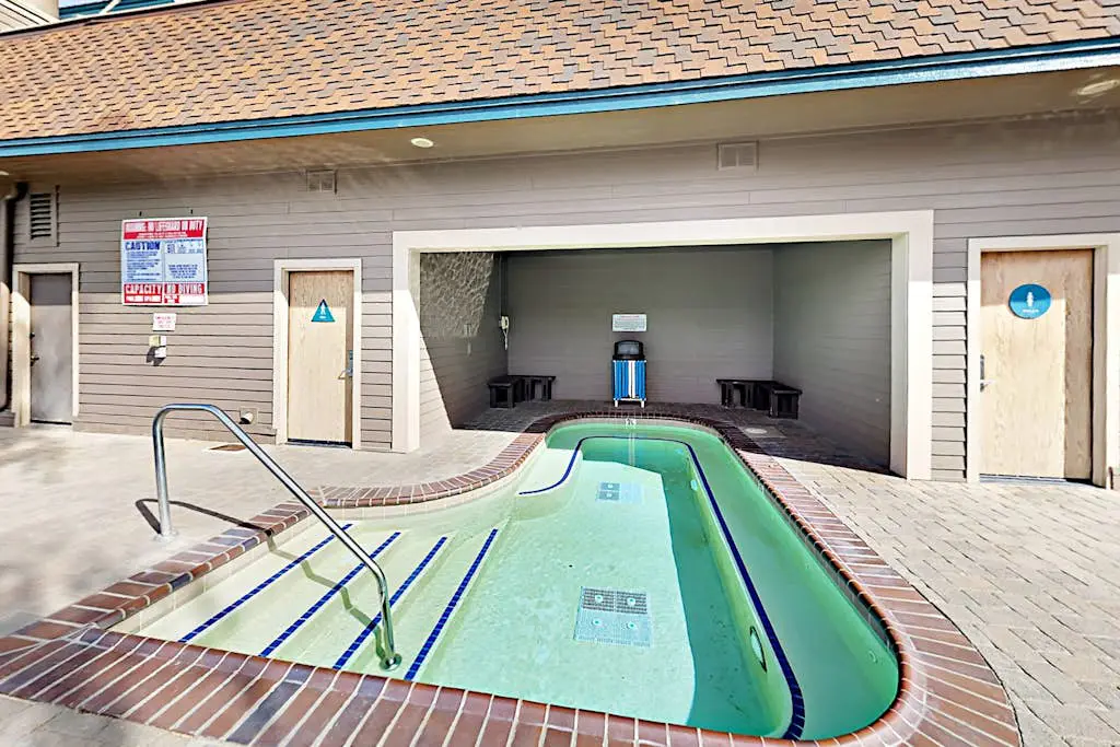 Two bedroom Townhome w  loft, private beach, pools, hot tub, sauna, resort fun!