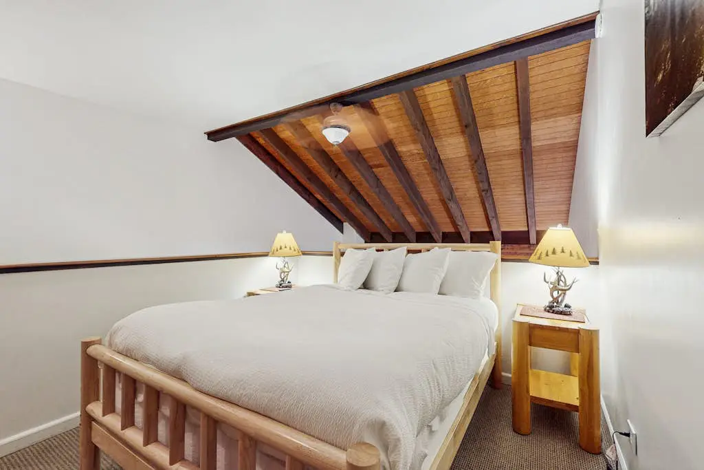 Lakeland Village #320