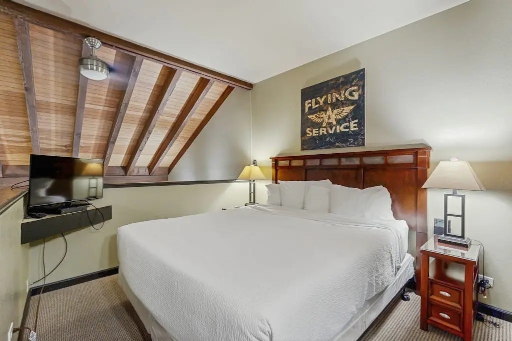 Lakeland Village #331