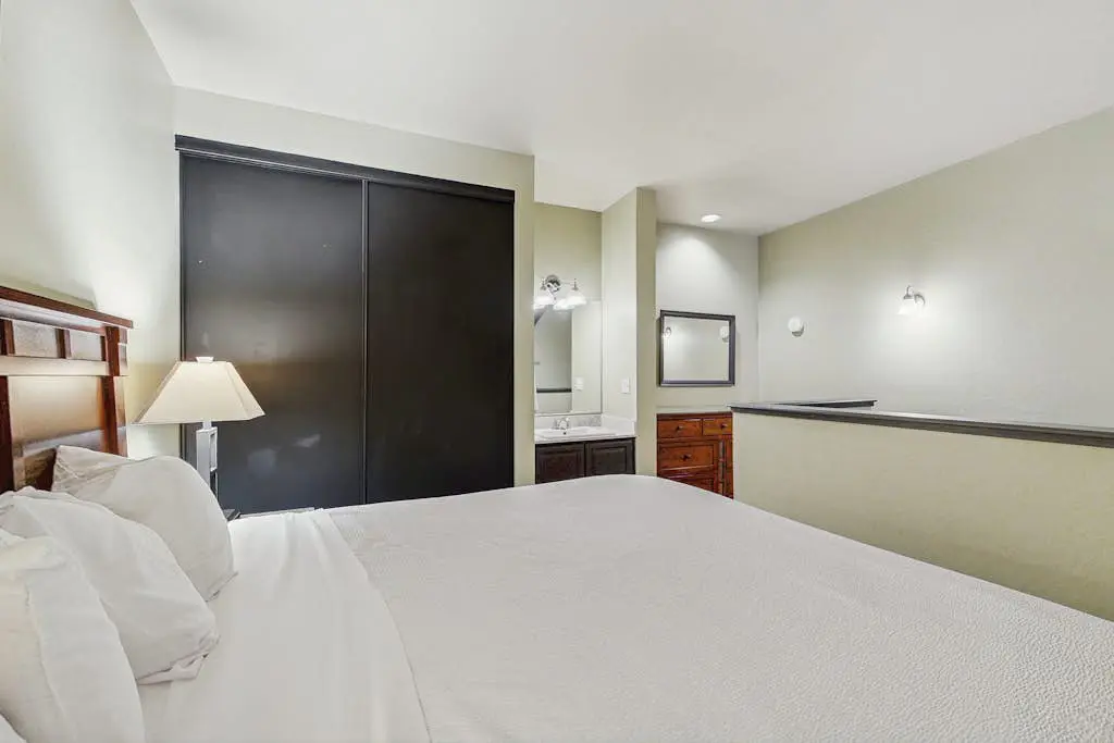 Lakeland Village #331