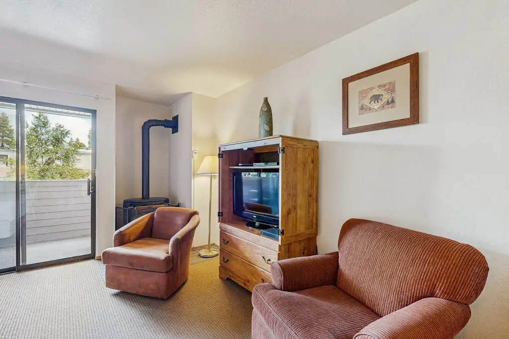 Lakeland Village 219