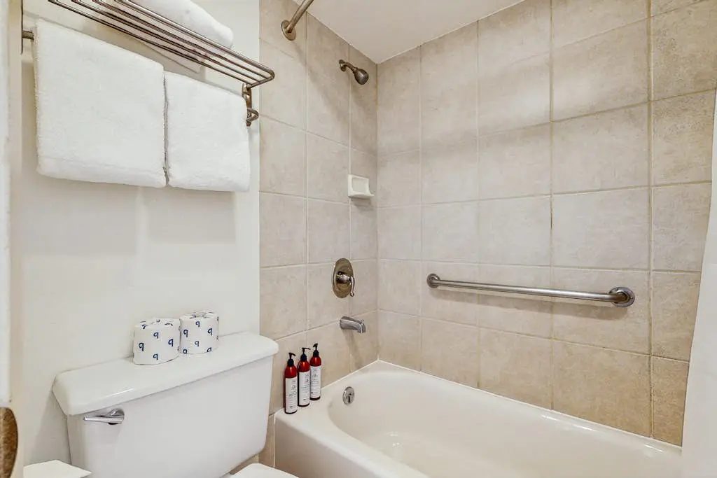 Lakeland Village 219