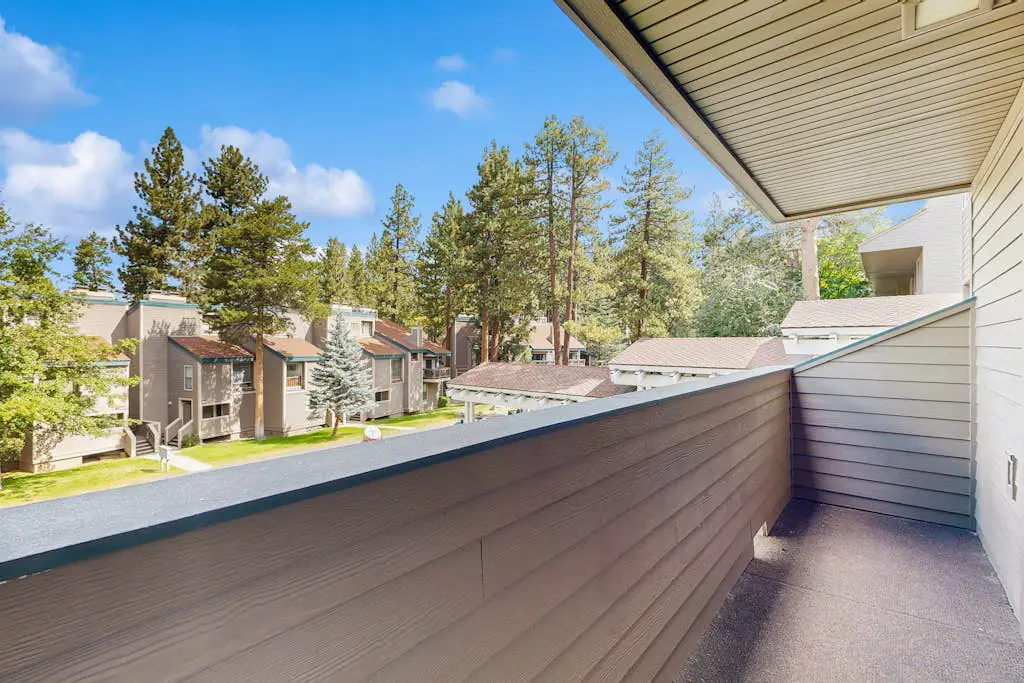 Lakeland Village 219