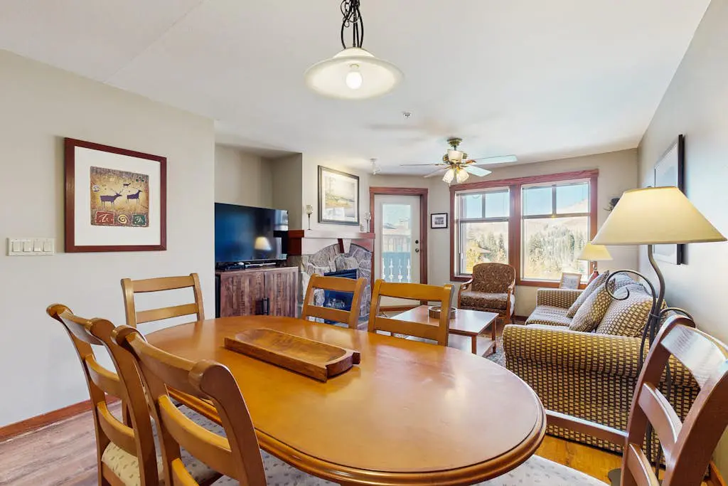 Eagle Springs East 402 - Buffaloberry Suite