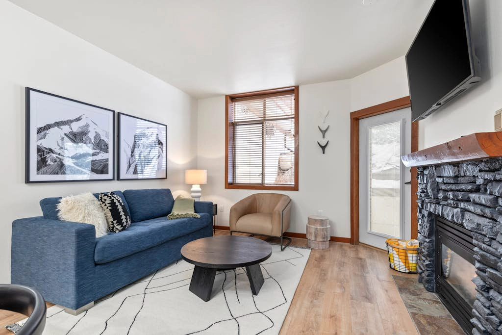 Powderhorn Lodge 102 - Sego Lily Suite