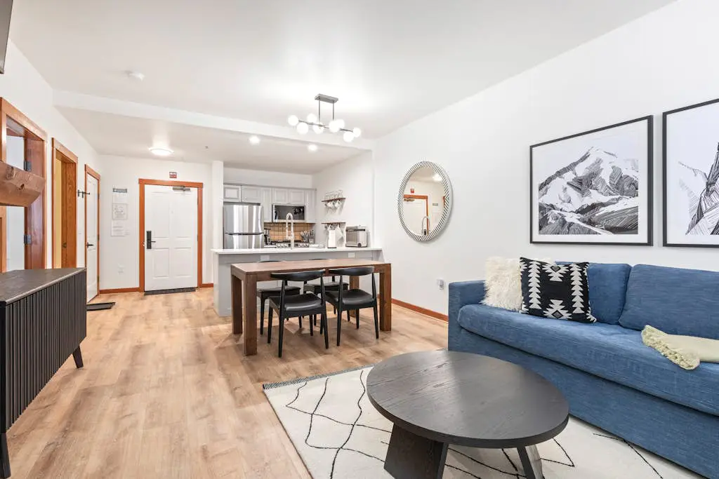 Powderhorn Lodge 102 - Sego Lily Suite