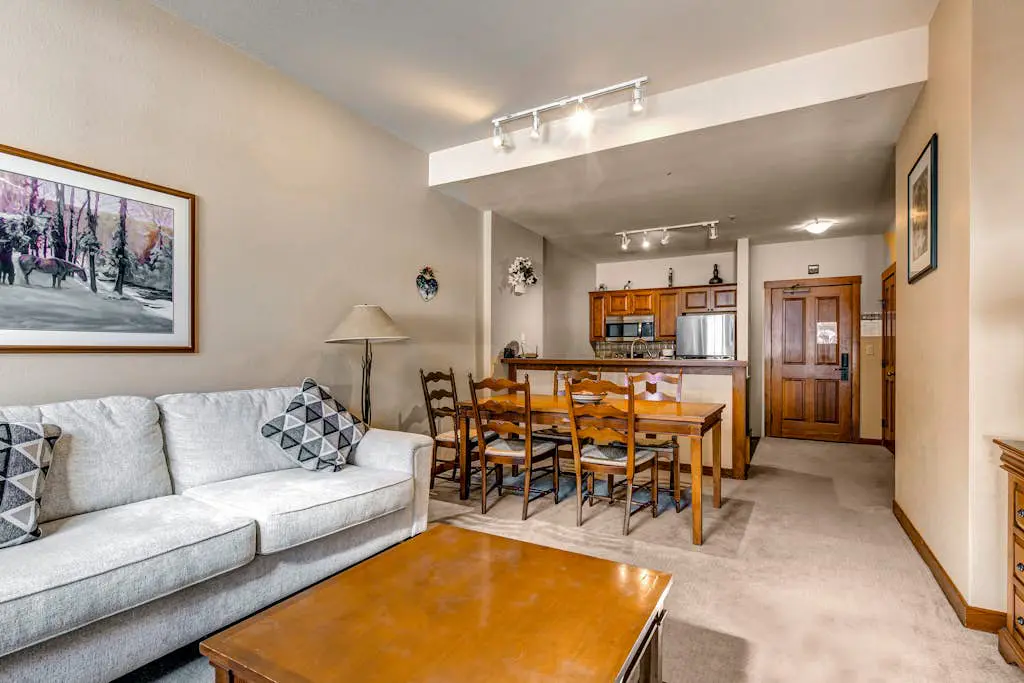 Powderhorn Lodge 107 - Columbine Suite