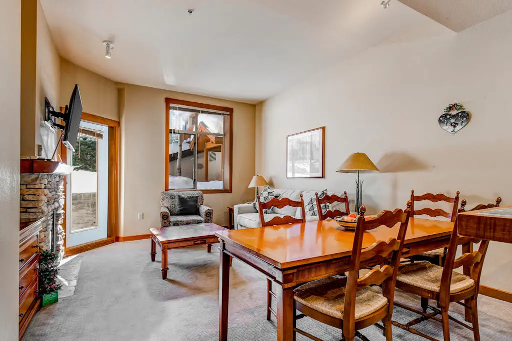 Powderhorn Lodge 107 - Columbine Suite