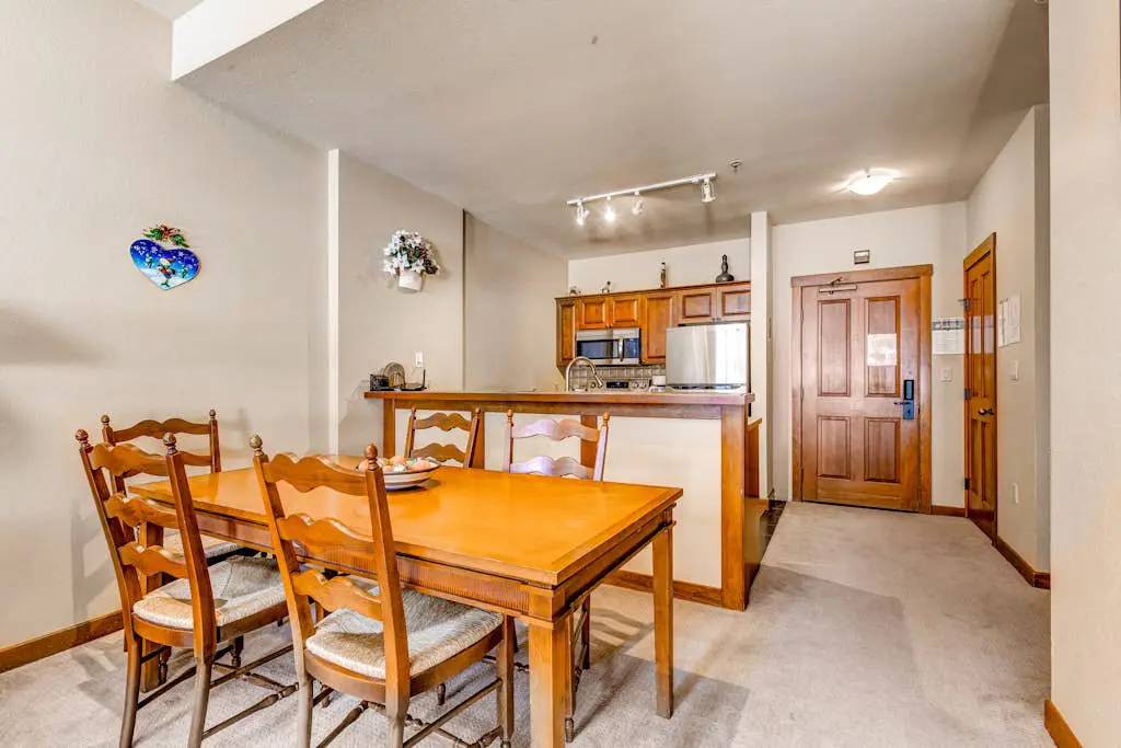 Powderhorn Lodge 107 - Columbine Suite