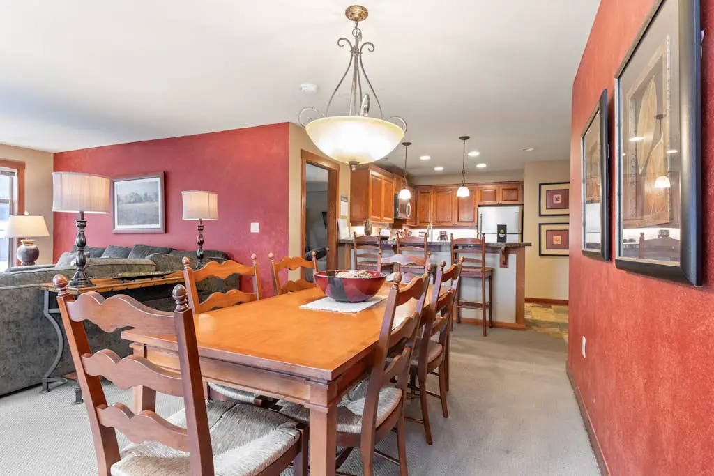 Powderhorn Lodge 210 - Blazing Star Suite