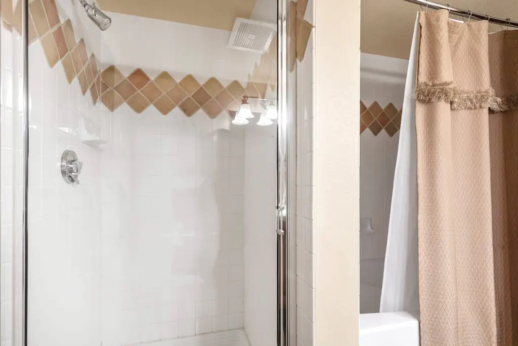 Powderhorn Lodge 210 - Blazing Star Suite