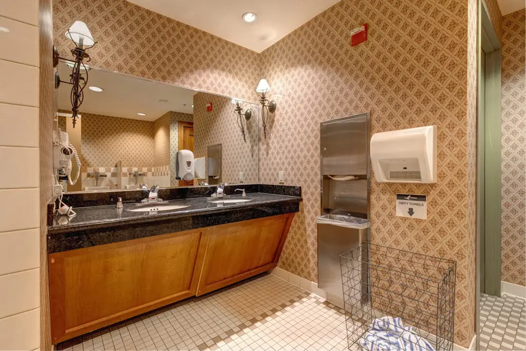 Powderhorn Lodge 210 - Blazing Star Suite