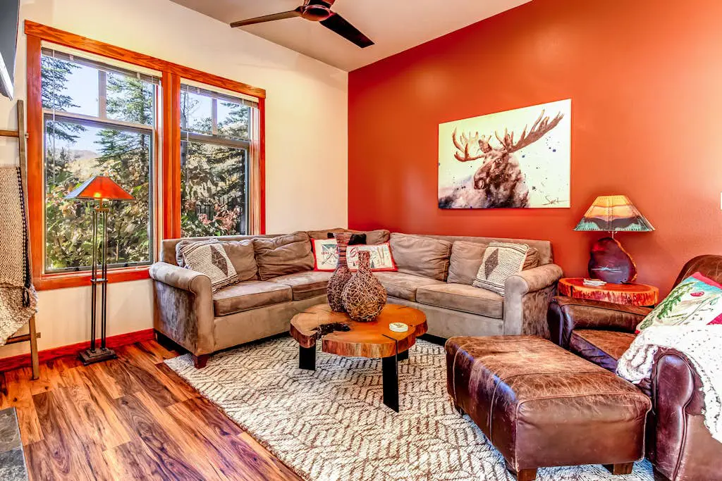 Eagle Springs East 101 - Red-Wing Suite