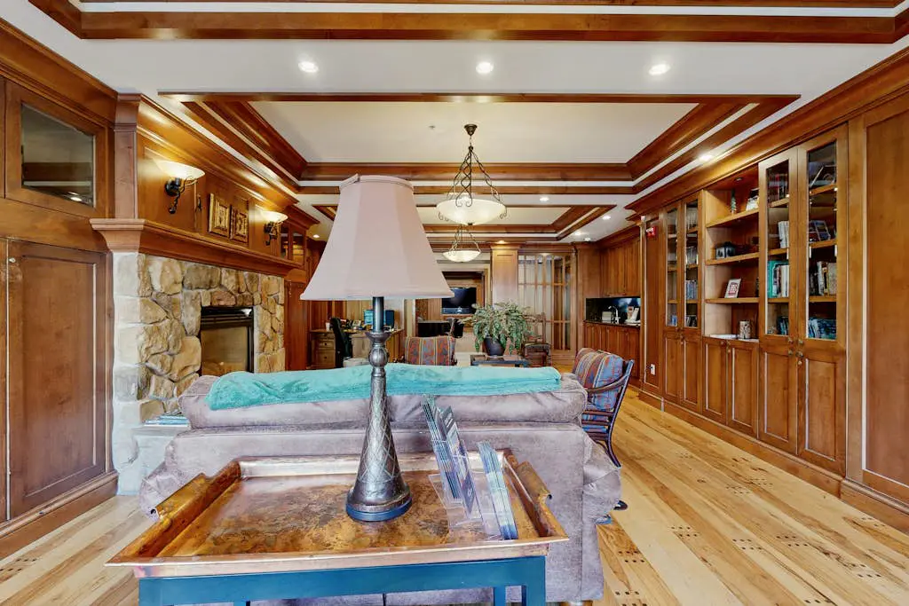Eagle Springs East 101 - Red-Wing Suite