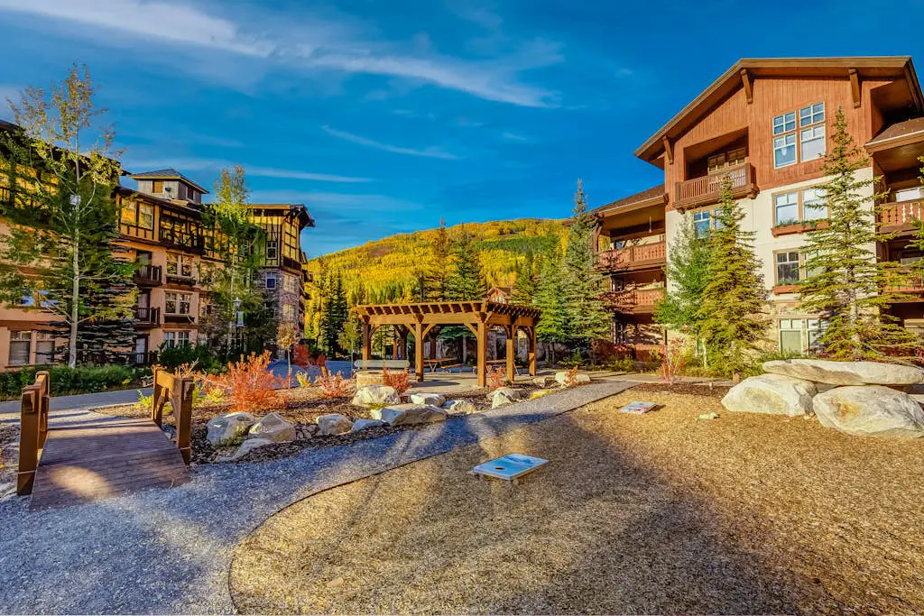Eagle Springs East 101 - Red-Wing Suite