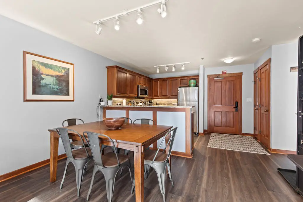 Powderhorn Lodge 209