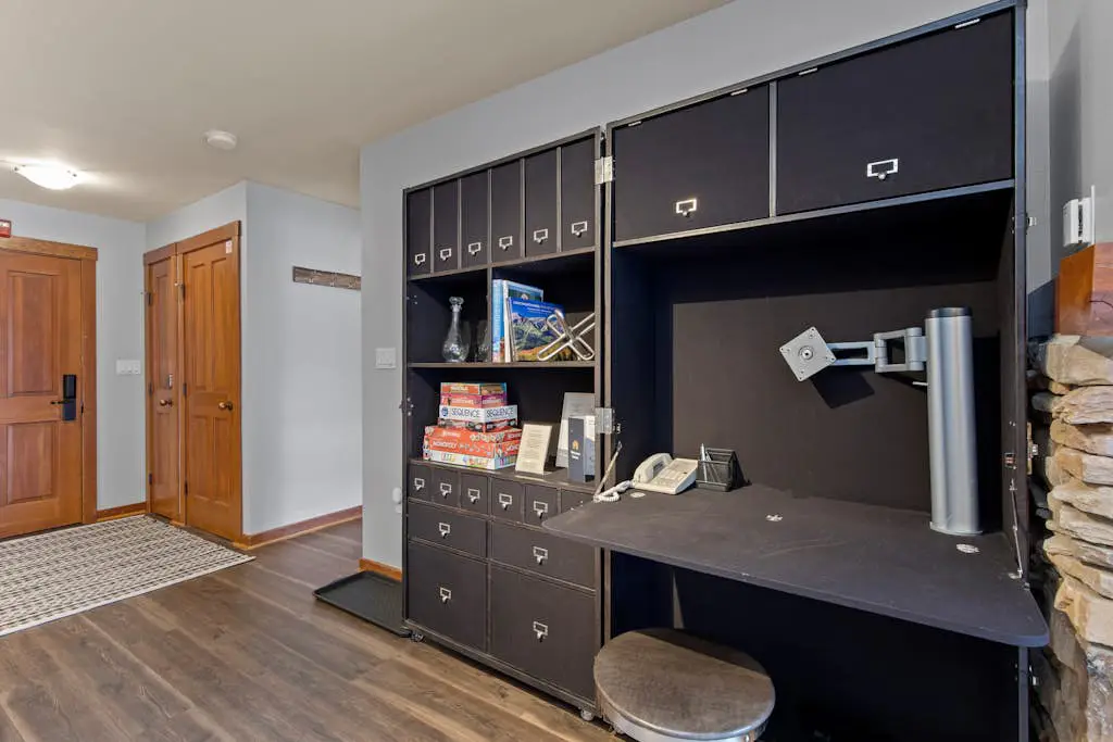 Powderhorn Lodge 209