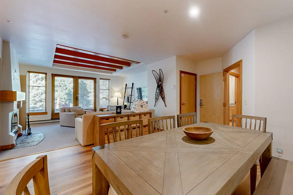 Stay in Solitude -Creekside 102