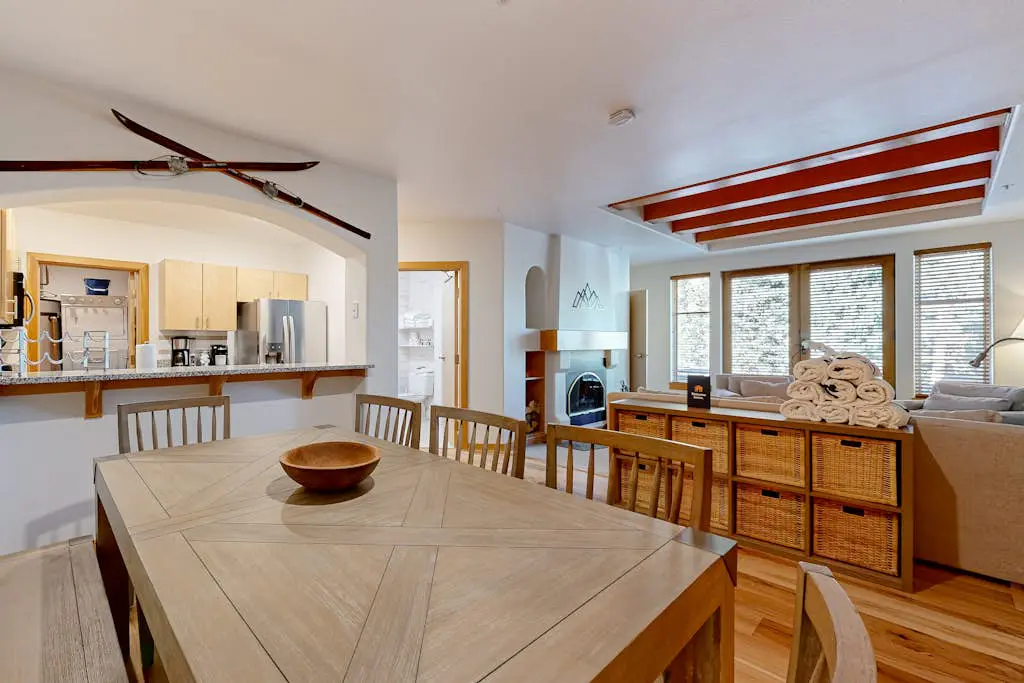 Stay in Solitude -Creekside 102