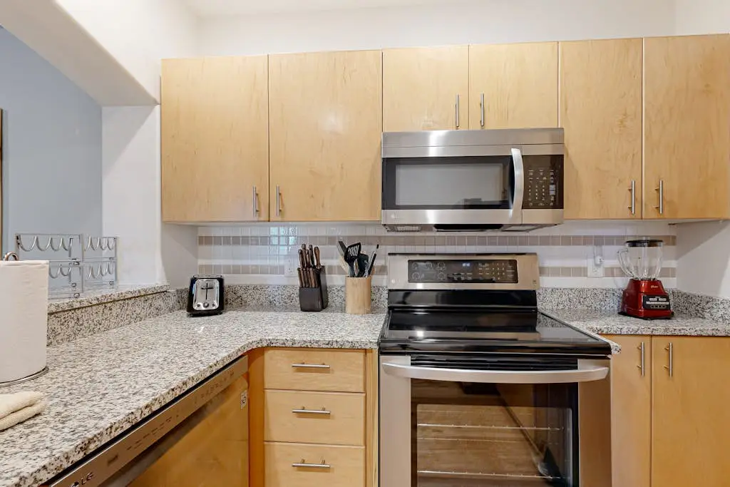 Stay in Solitude -Creekside 102