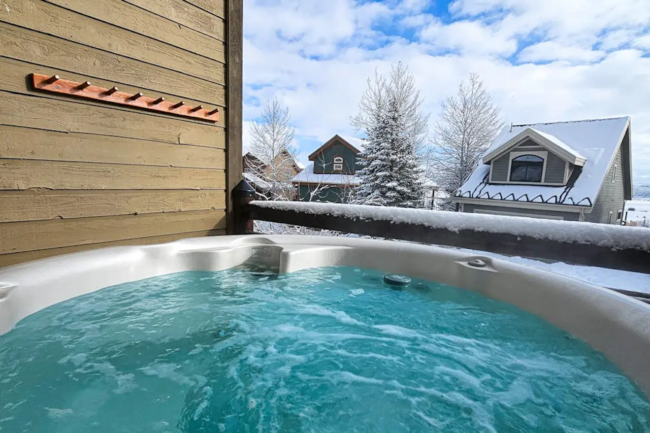 Curated visual reference: Penthouse Suites With City Views And Private Hot Tubs In Reference: Comfortable Family Home With Private Hot Tub Community Pool Gym