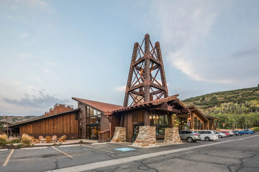 Prospector Lodge 817