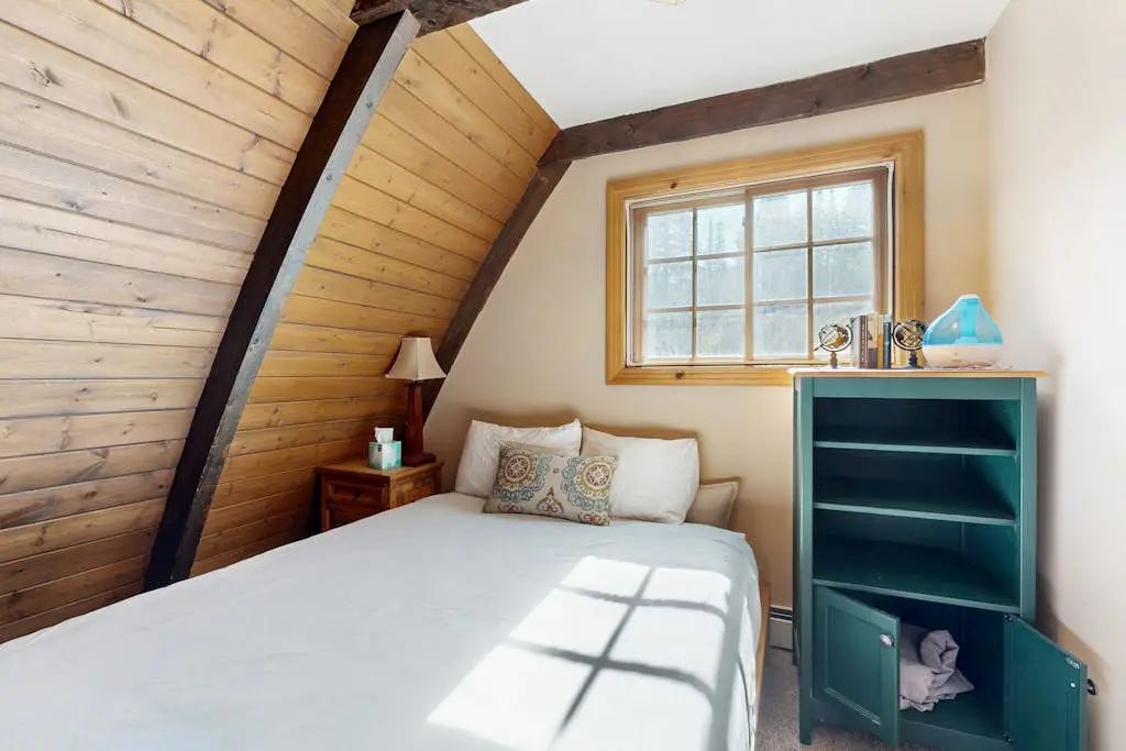 Creekside Chalet