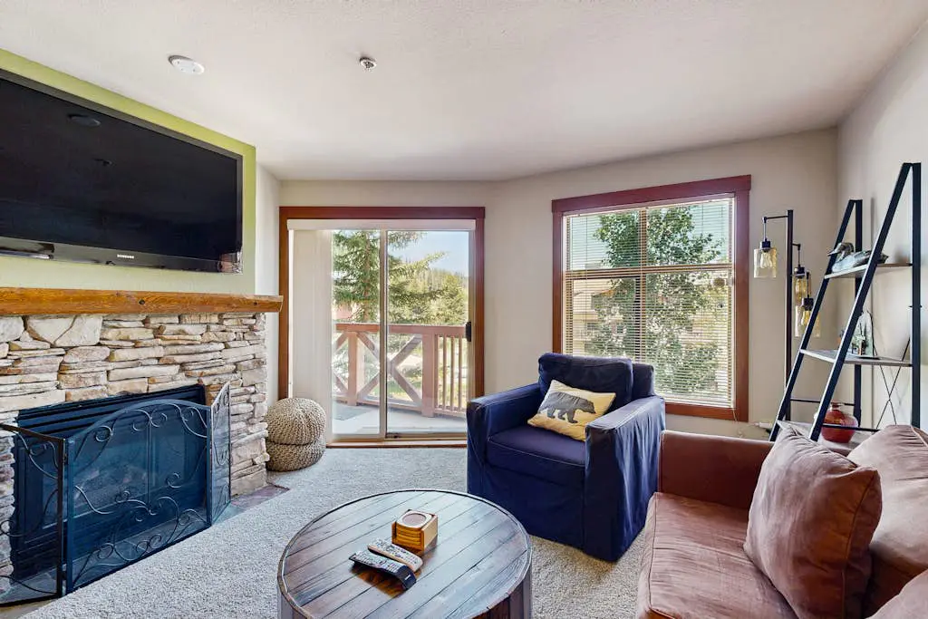 Powderhorn Lodge 311 - Poppy Suite