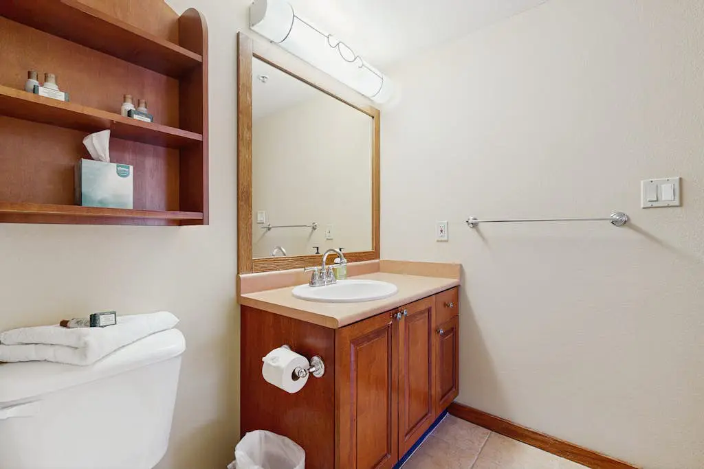 Powderhorn Lodge 223 - Pennyroyal Suite