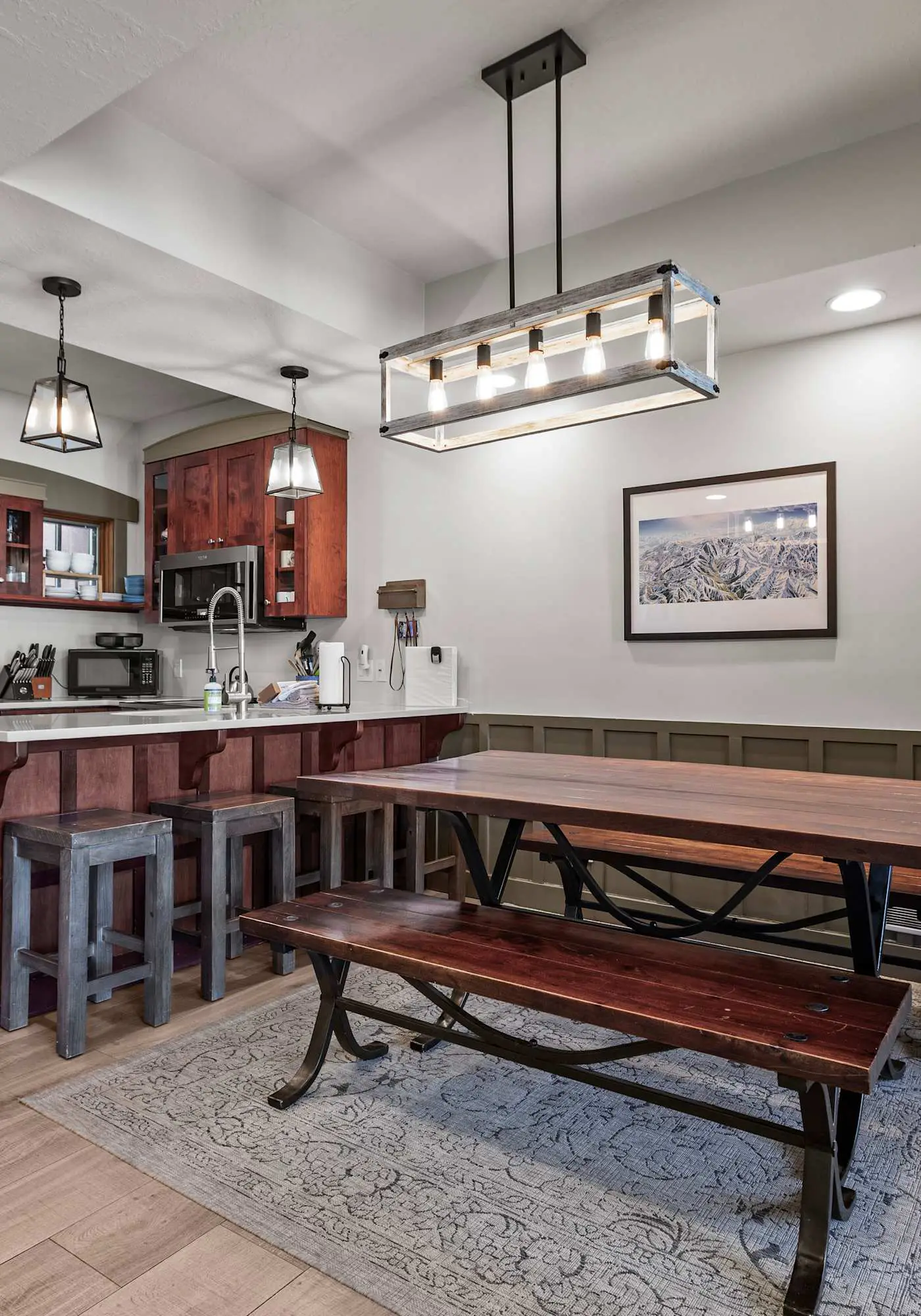Resort Townhome with Deck, Grill, Fireplace, WiFi, Shared Pool & Hot Tub-Sauna