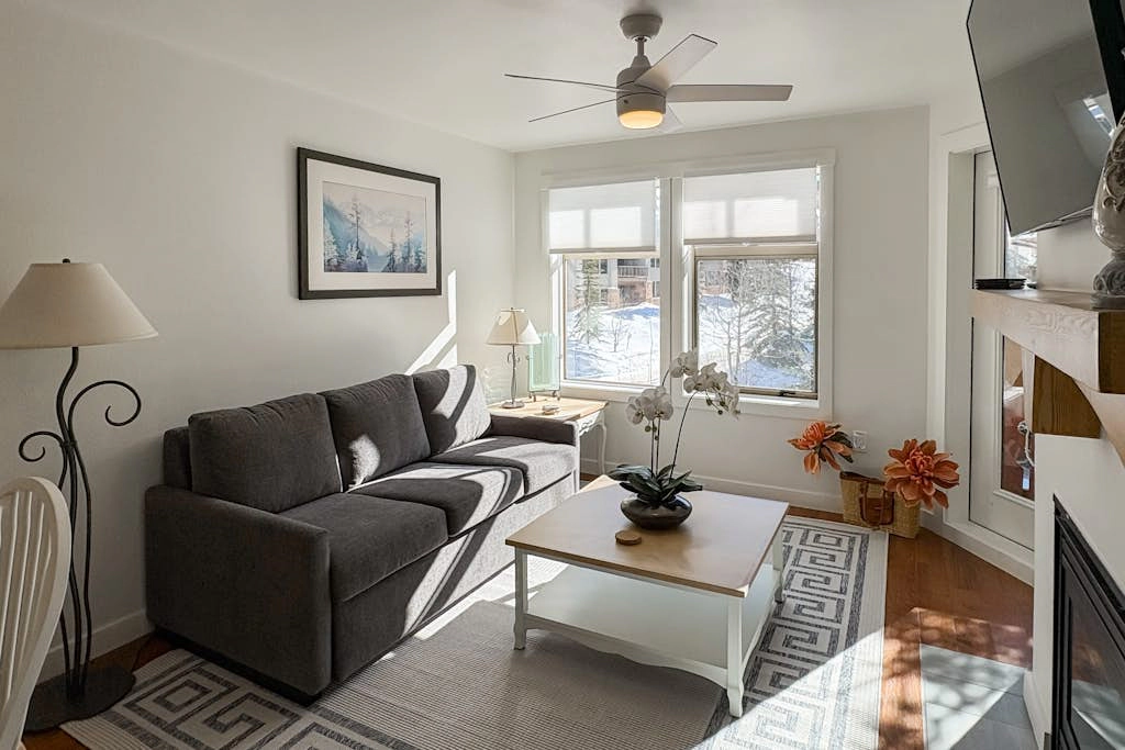 Eagle Springs East 304 Josephine's Suite