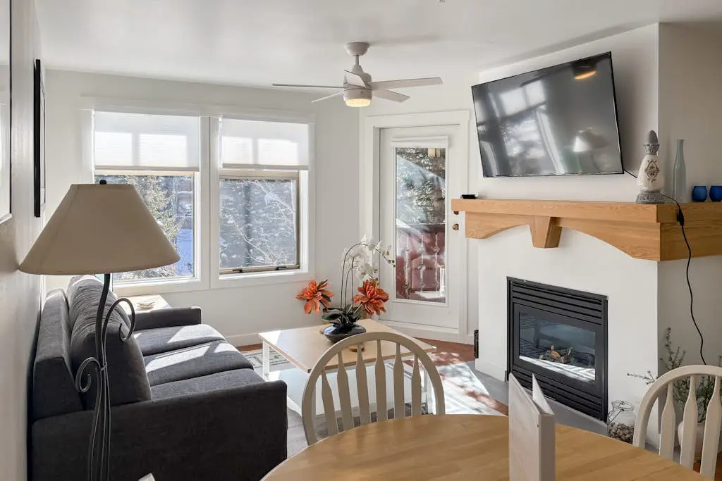 Eagle Springs East 304 Josephine's Suite