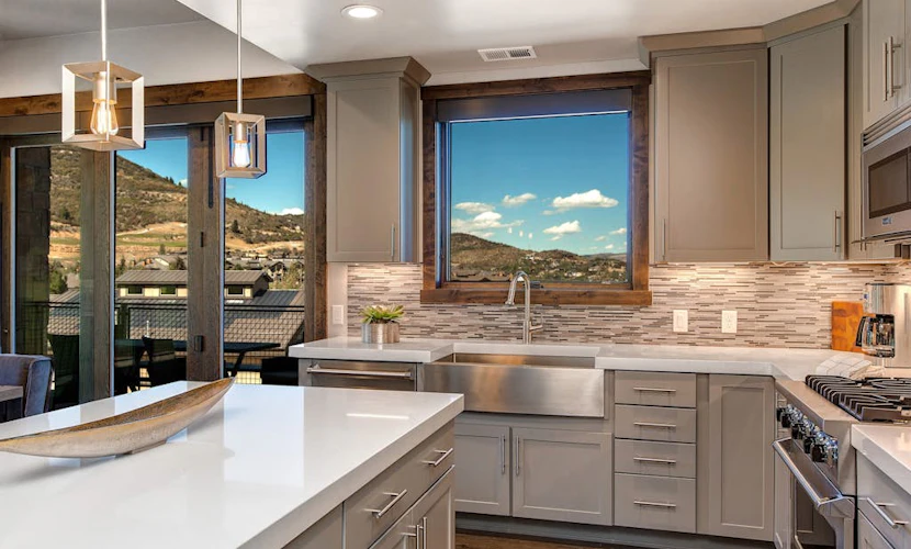 Luxury condo with large deck, pool/hot tub, walk to ski access