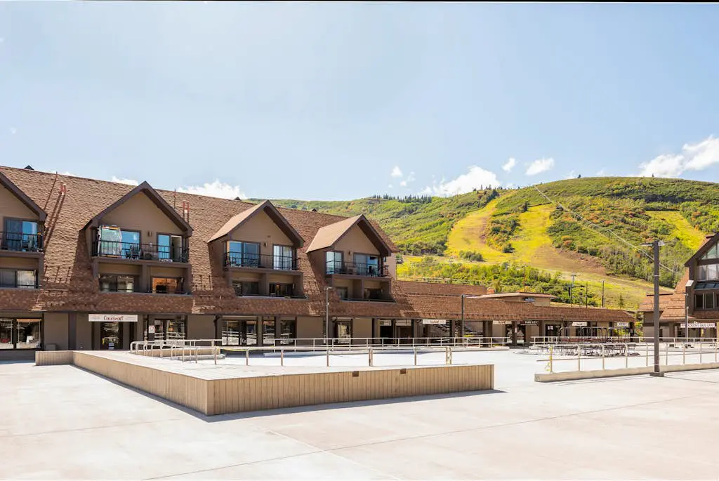 SKI-IN/SKI-OUT MOUNTAIN VILLAGE STUDIO #225