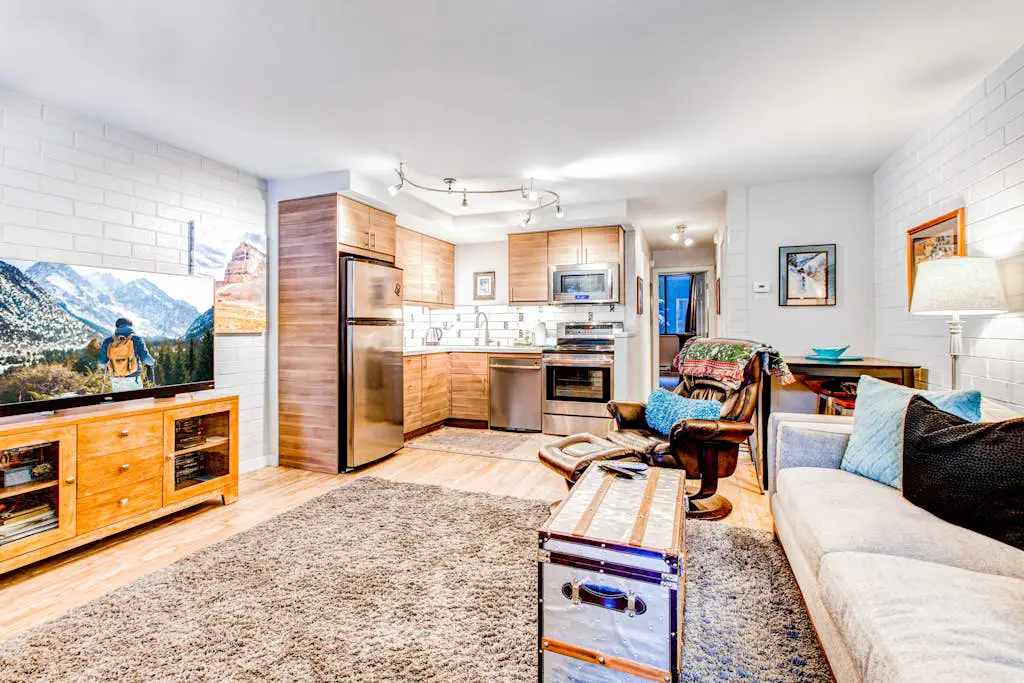 Golf Course Front Condo with Shared Outdoor Pool, Hot Tub, & High-Speed WiFi