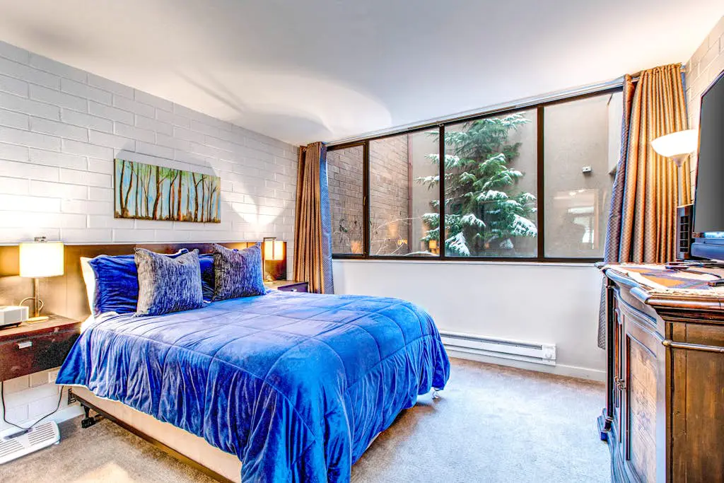 Golf Course Front Condo with Shared Outdoor Pool, Hot Tub, & High-Speed WiFi