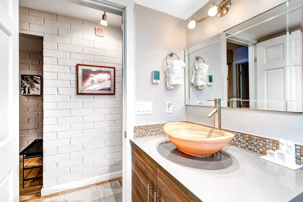Golf Course Front Condo with Shared Outdoor Pool, Hot Tub, & High-Speed WiFi
