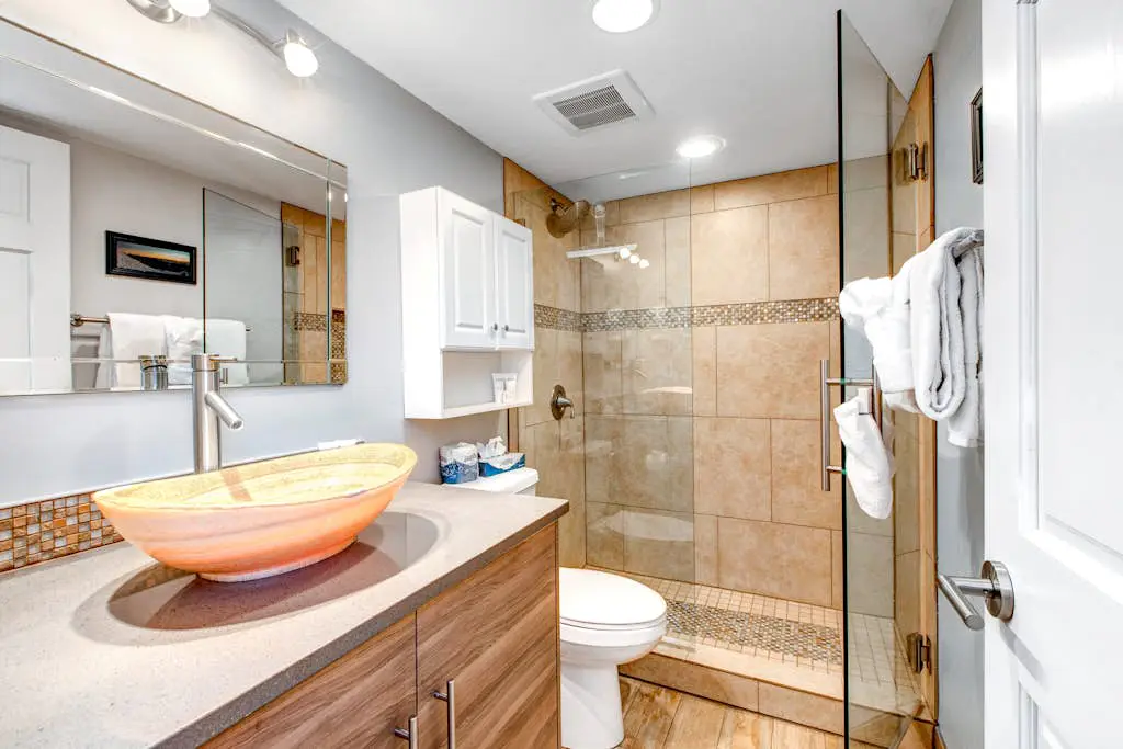 Golf Course Front Condo with Shared Outdoor Pool, Hot Tub, & High-Speed WiFi
