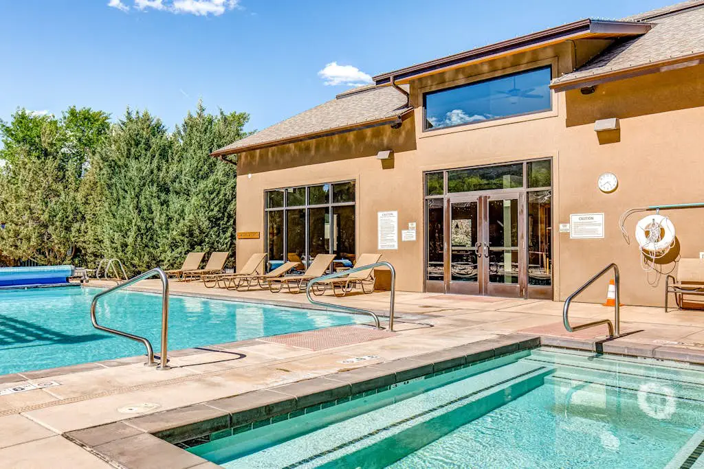 Golf Course Front Condo with Shared Outdoor Pool, Hot Tub, & High-Speed WiFi
