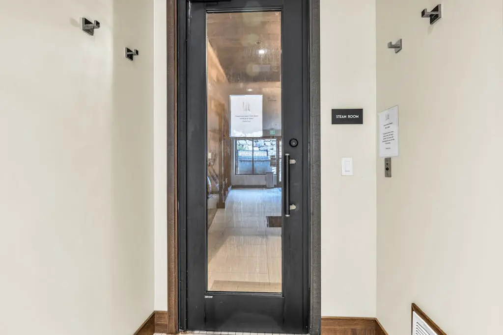 The Lift 503