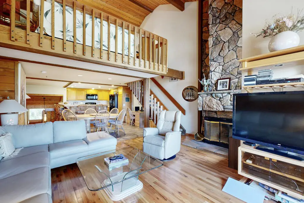 Deer Valley Resort Townhome with  Hot Tub, Pool & Tennis - Close to Ski Lifts