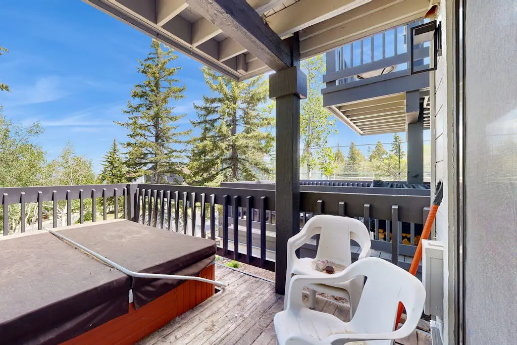 Deer Valley Resort Townhome with  Hot Tub, Pool & Tennis - Close to Ski Lifts